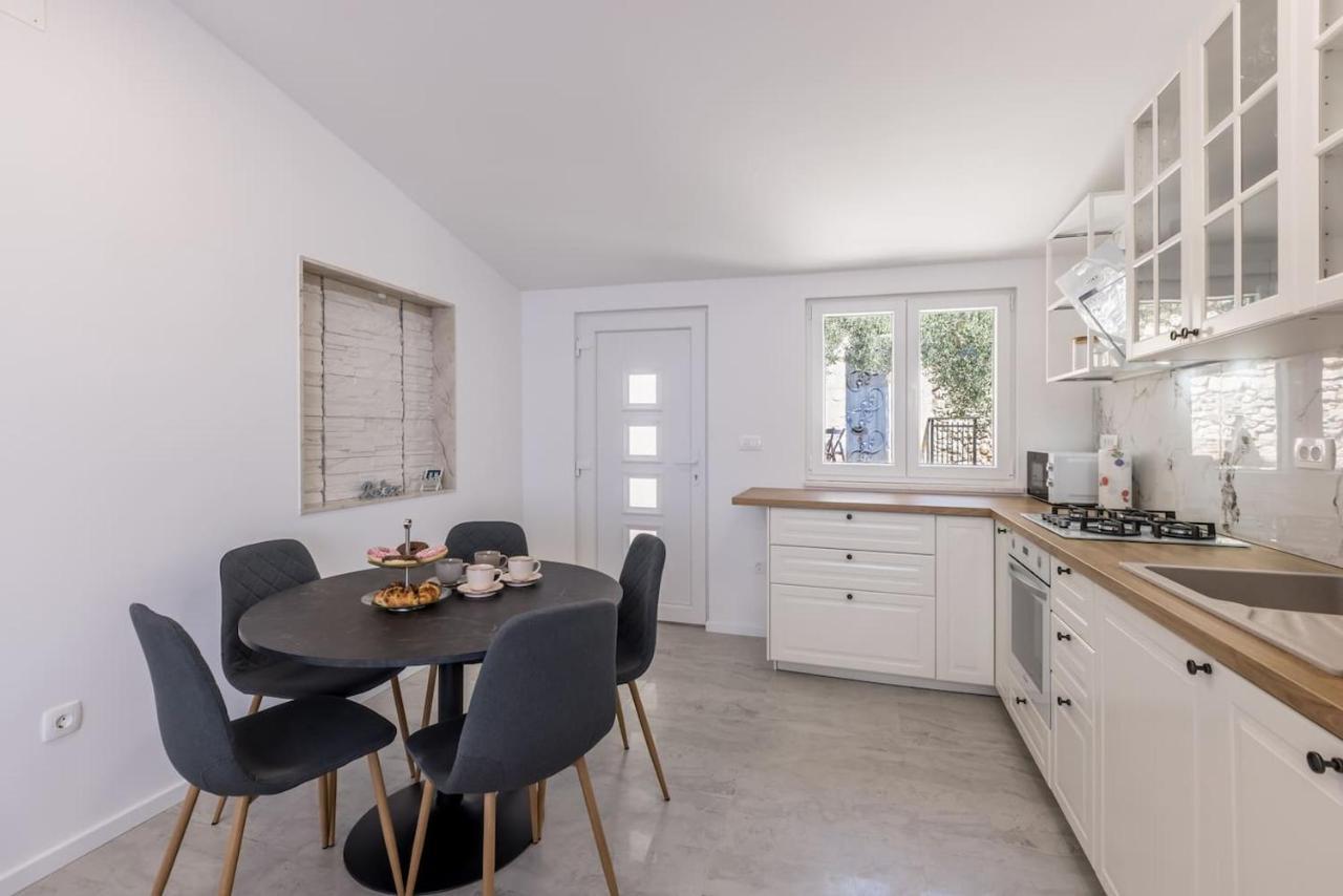 Dream Hill Villa Kastel Kambelovac Ngoại thất bức ảnh